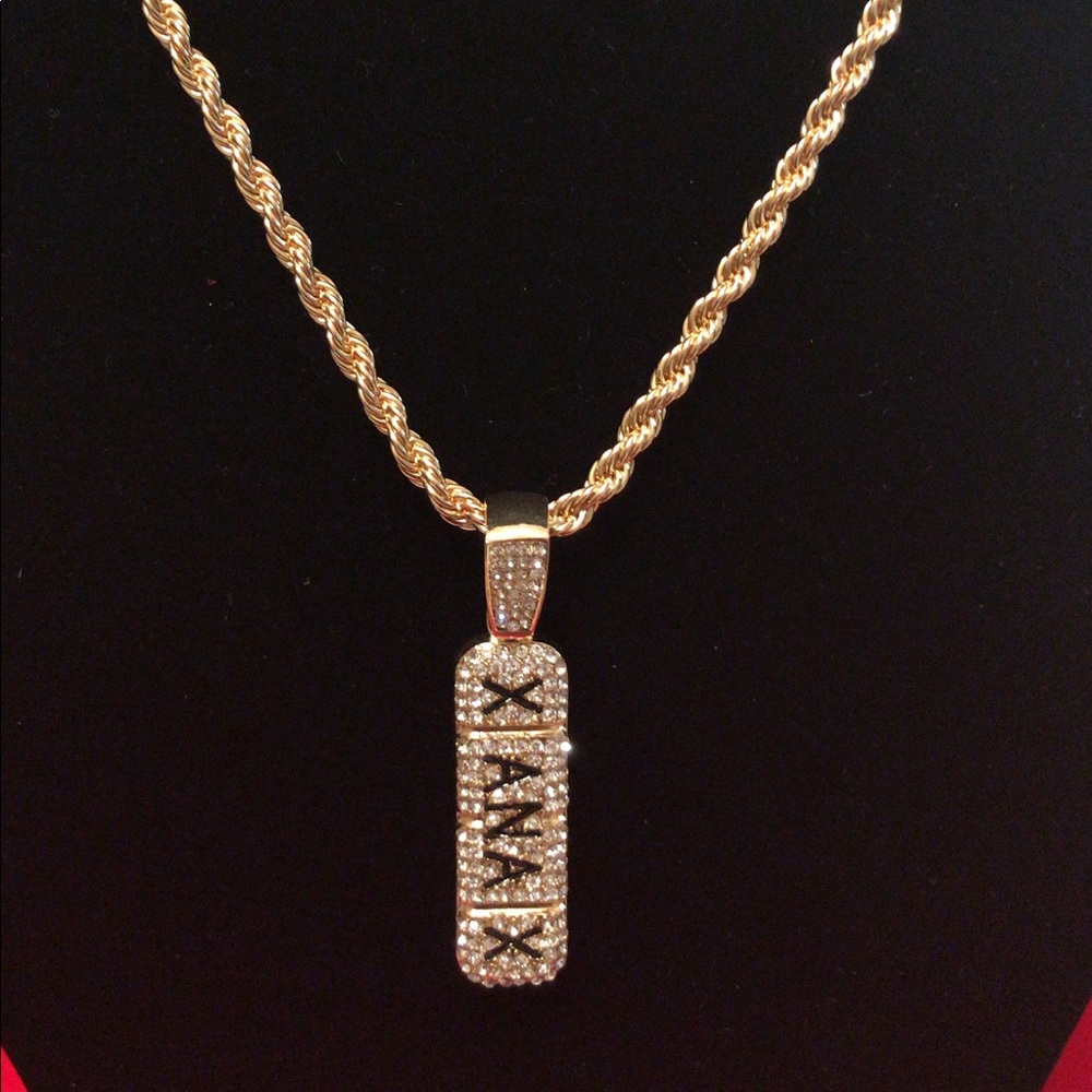 Chain n pendant